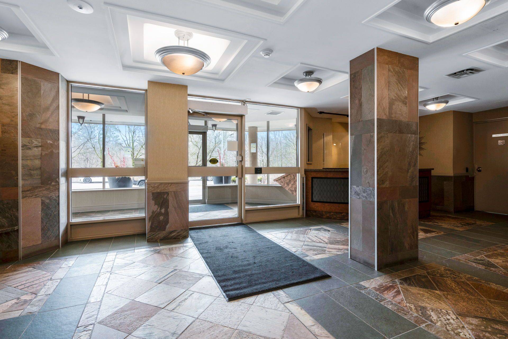 4 Park Vista N/A #1508, Toronto E03, ON M4B 3M8