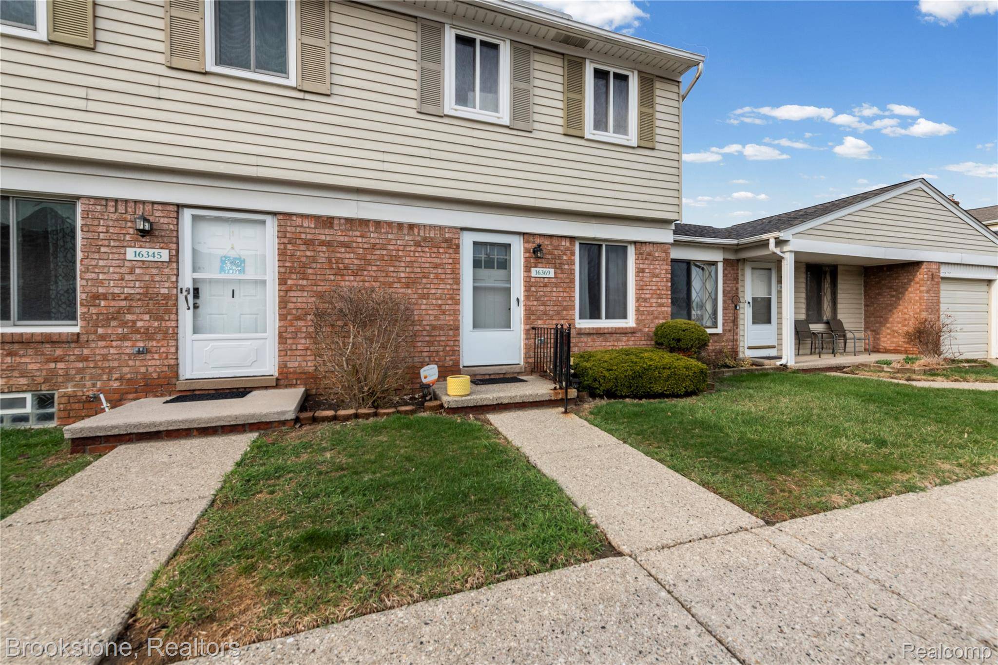 16369 Brittany DR #43, Roseville, MI 48066
