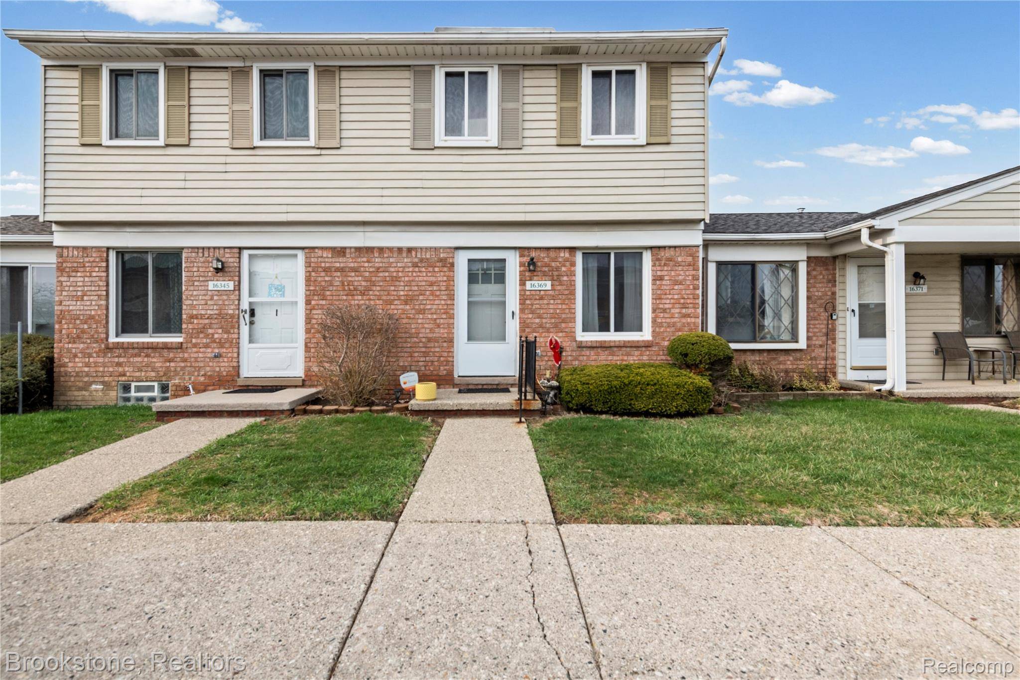 16369 Brittany DR #43, Roseville, MI 48066