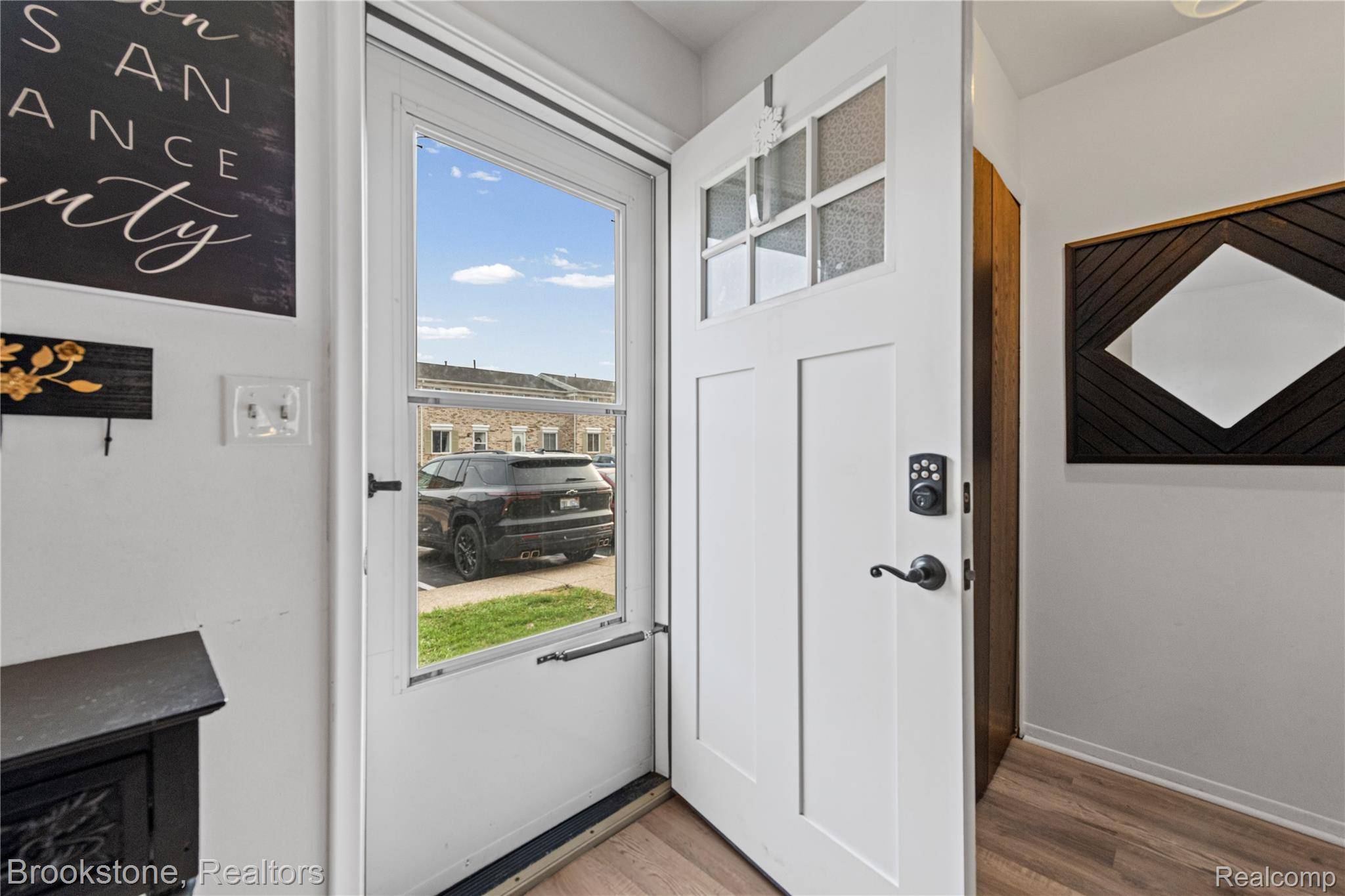 16369 Brittany DR #43, Roseville, MI 48066