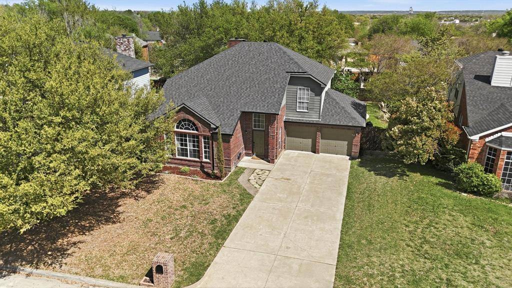1520 Warwick Drive, Mansfield, TX 76063