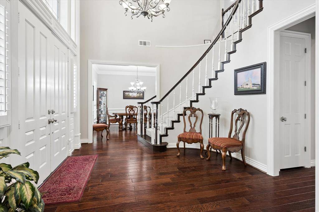 2400 Danbury Drive, Colleyville, TX 76034