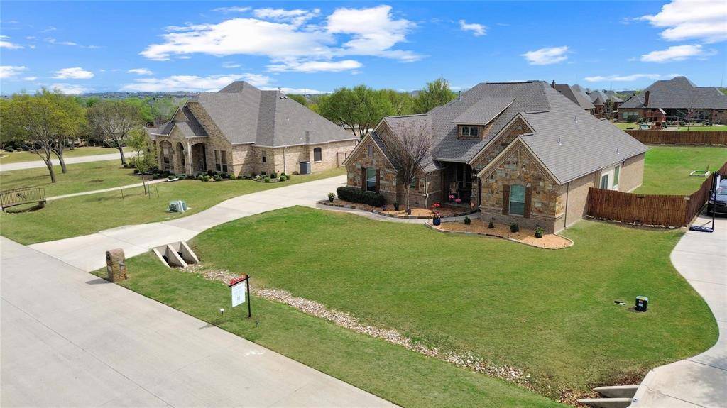 1173 Durango Springs Drive, Fort Worth, TX 76052