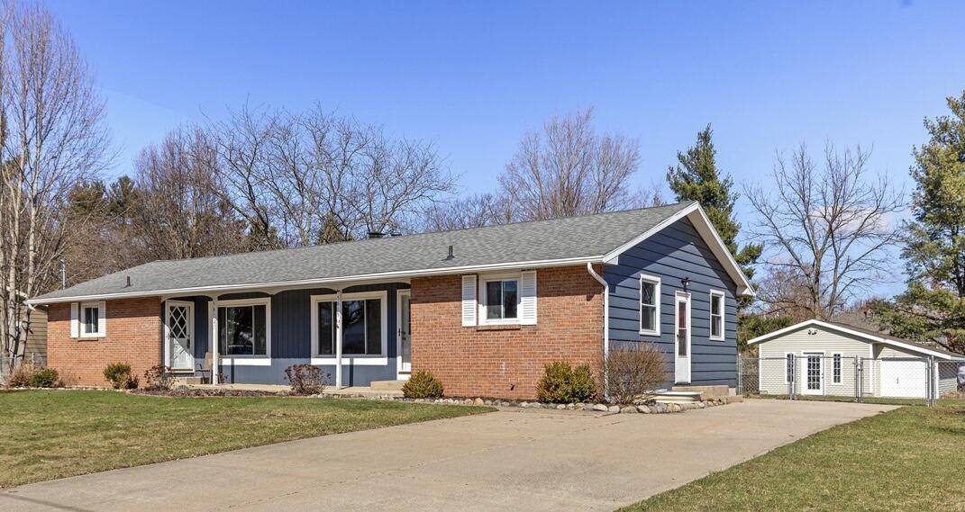 5817 Country View DR #5815, Allendale Twp, MI 49401