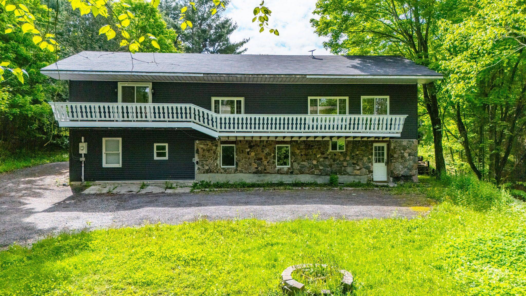 1630 Kashagawigamog Lake RD, Minden Hills, ON K0M 2K0