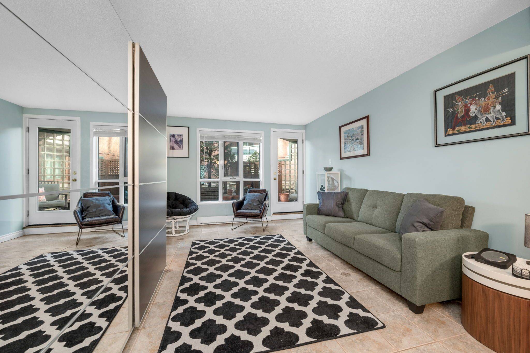 540 Cambridge ST S #113, Dows Lake - Civic Hospital And Area, ON K1S 5M7