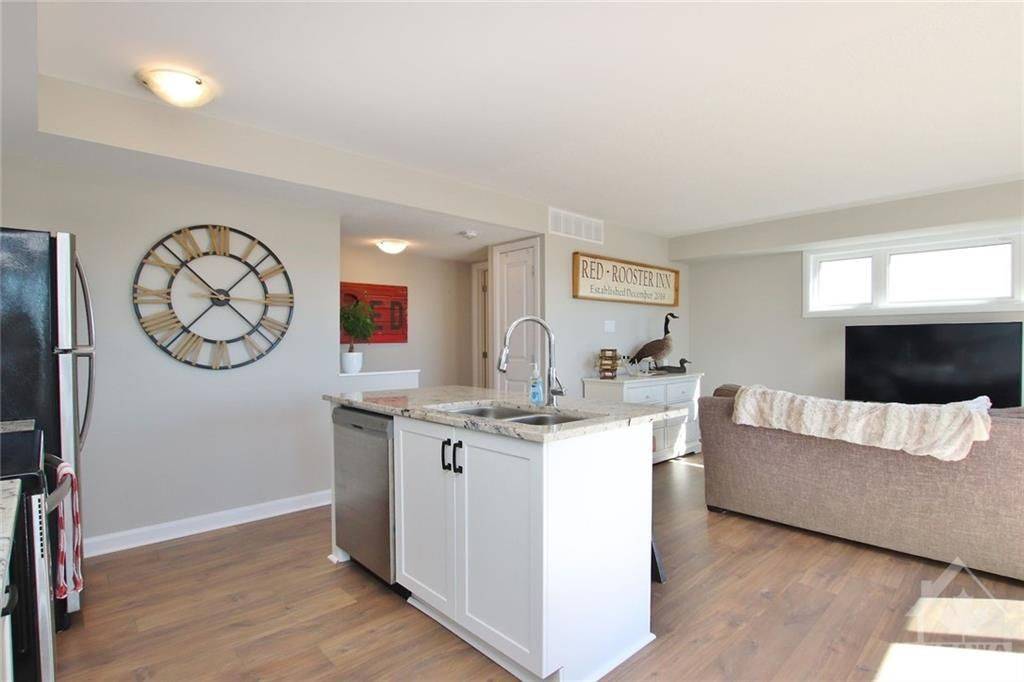 60 Affinity Private, Barrhaven, ON K2J 6R5