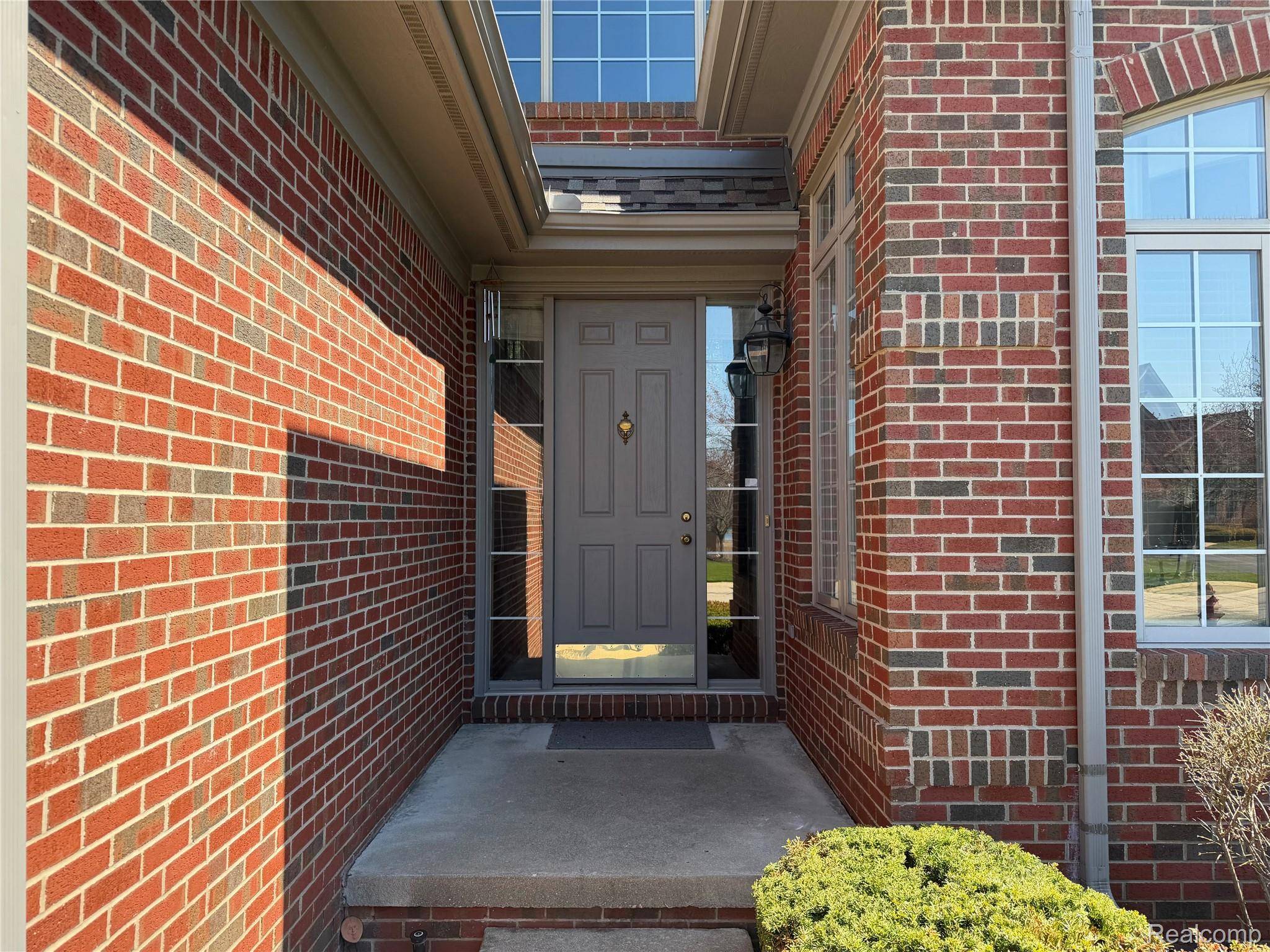 7350 Pine Vista DR, Genoa Township, MI 48116