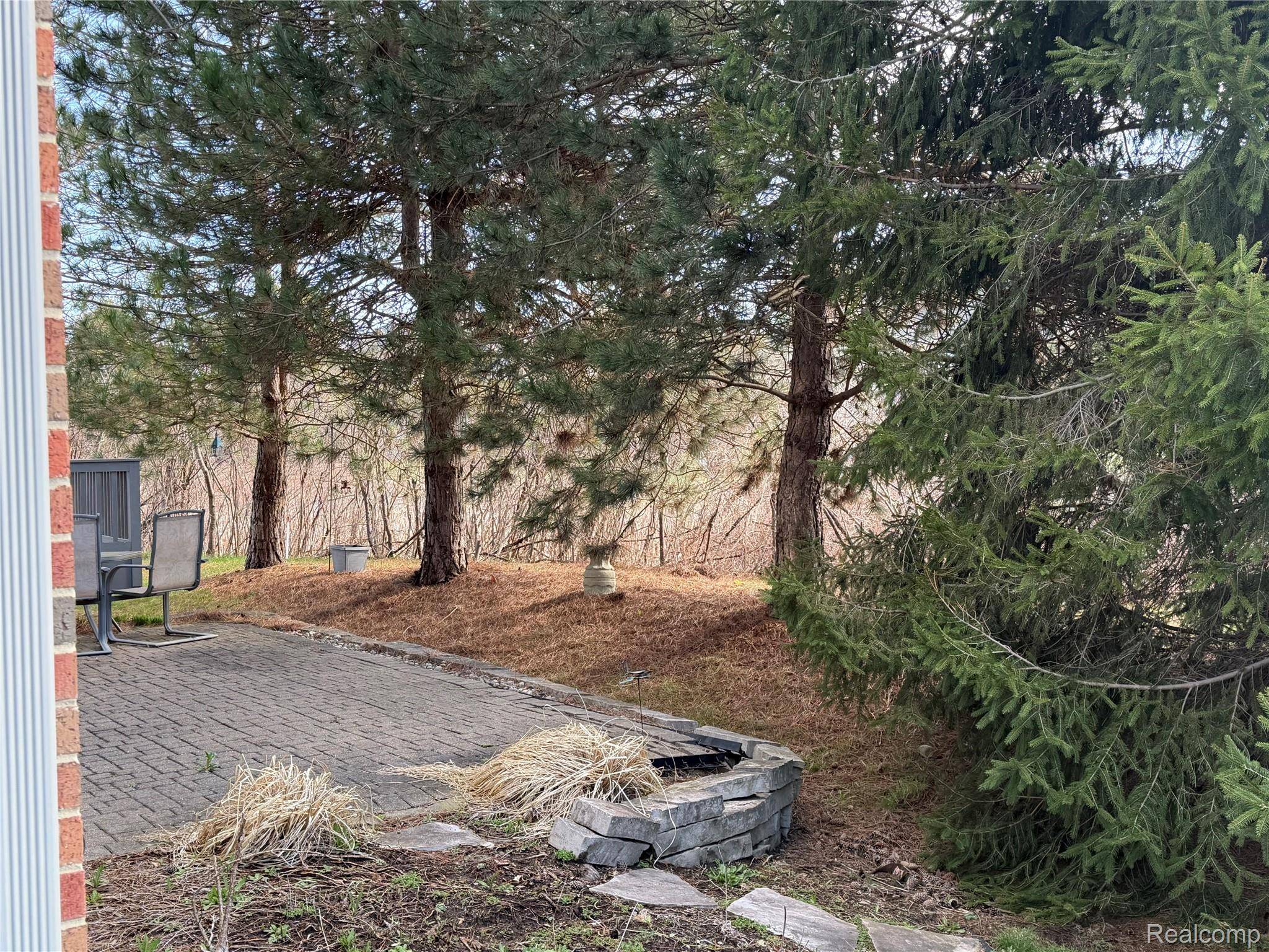 7350 Pine Vista DR, Genoa Township, MI 48116