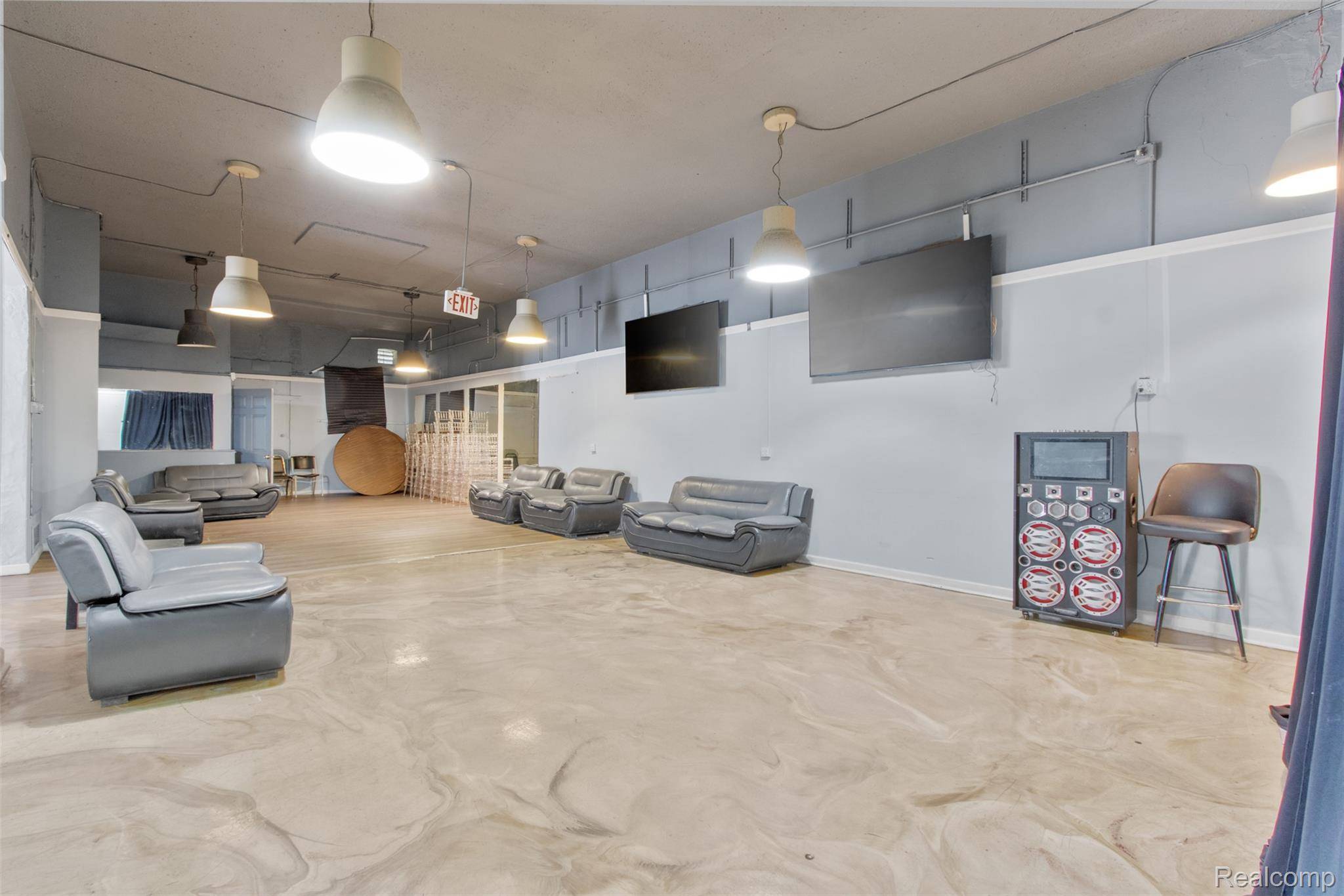 8633 Southfield RD, Detroit, MI 48228