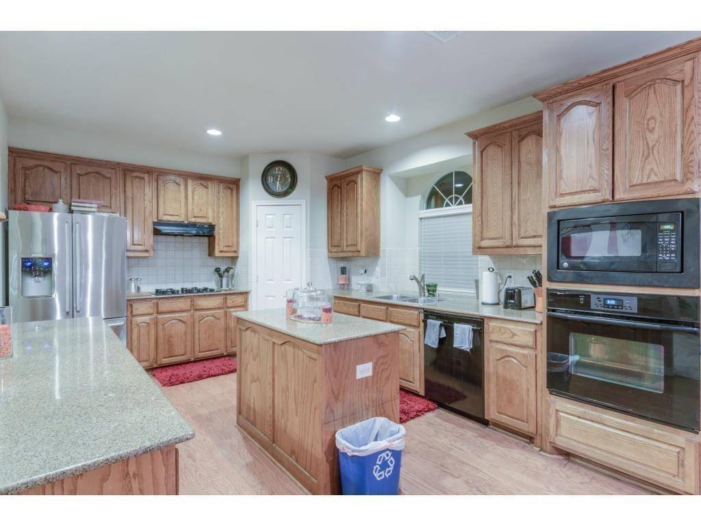 1402 Vineyard Drive, Allen, TX 75002