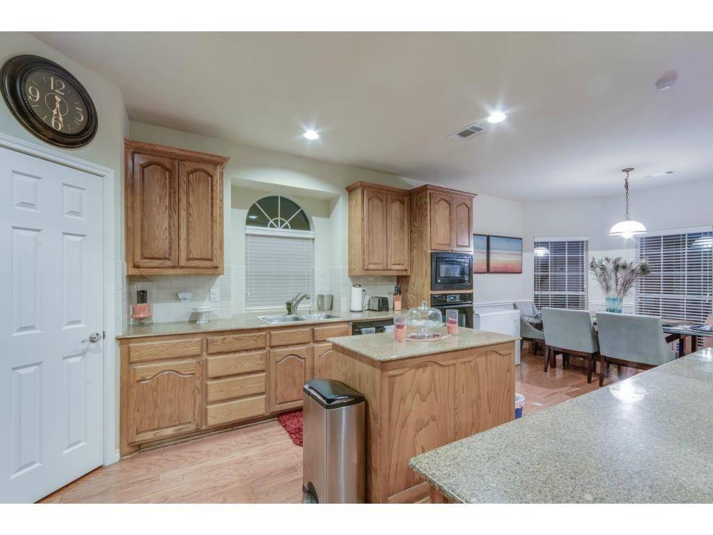 1402 Vineyard Drive, Allen, TX 75002