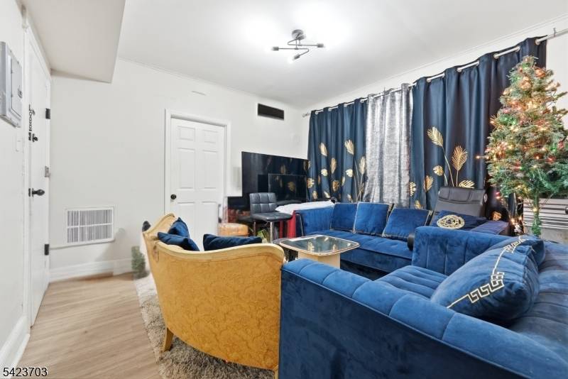 63 Linden Ave, Irvington Twp., NJ 07111