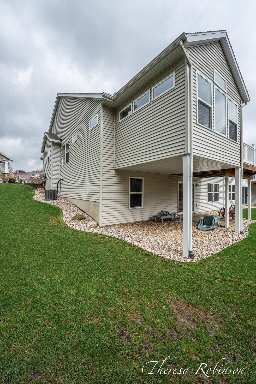 6180 Charleston LN #46, Allendale Twp, MI 49401