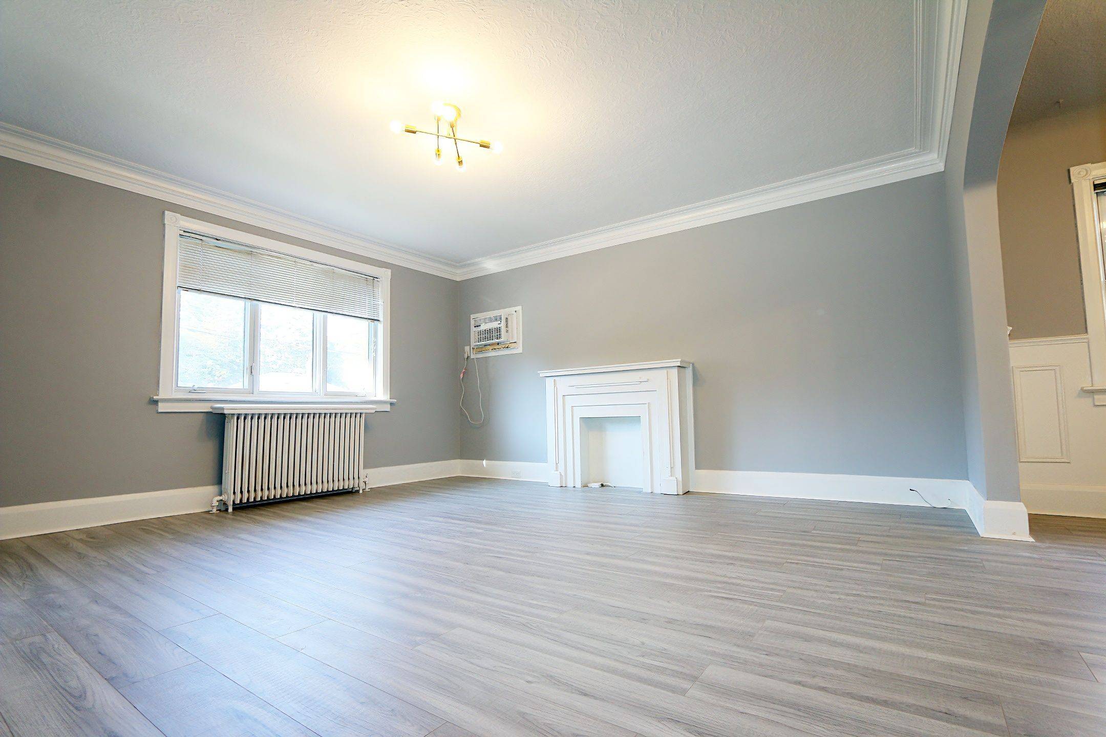 1753 Bayview AVE #202, Toronto C11, ON M4G 3C5