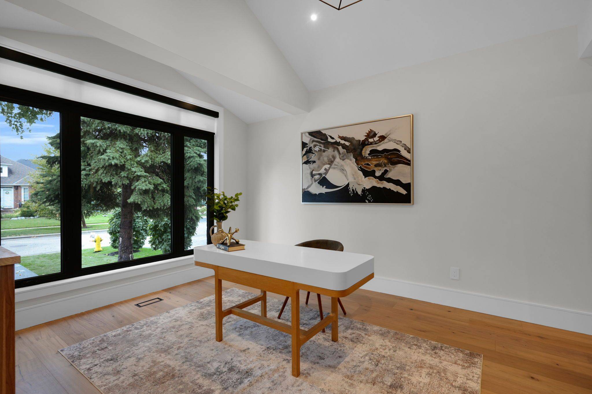 19 Polo CRES, Vaughan, ON L4L 8W6