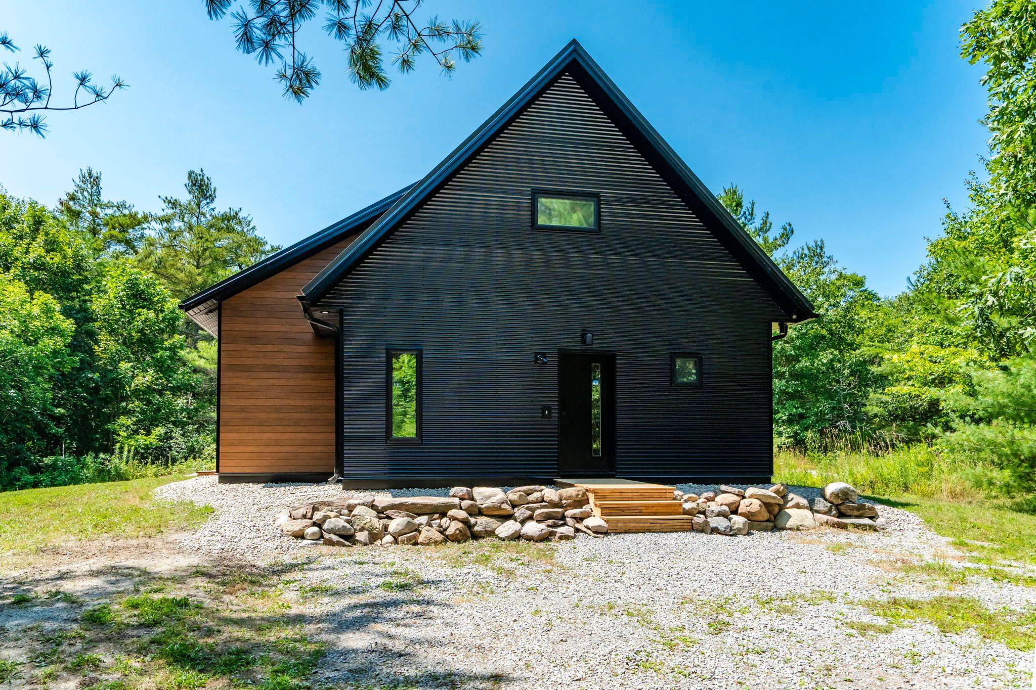 753 Honey Harbour RD, Georgian Bay, ON L0K 1S0