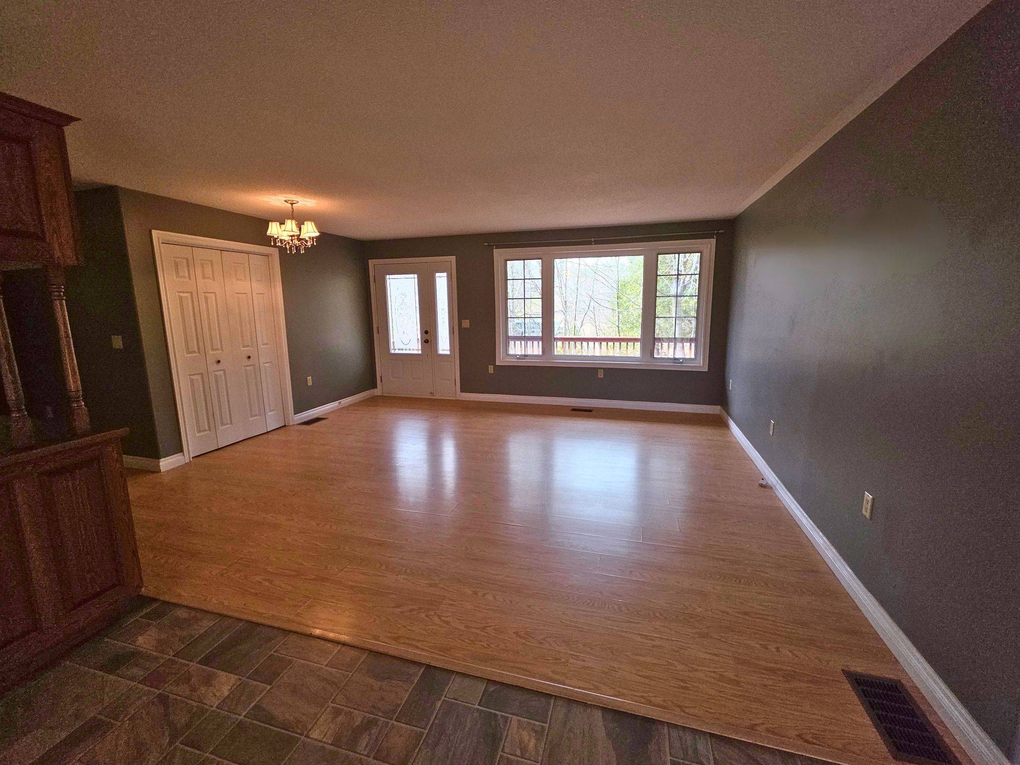 308 Middle Ridge RD, Brighton, ON K9J 1Z6