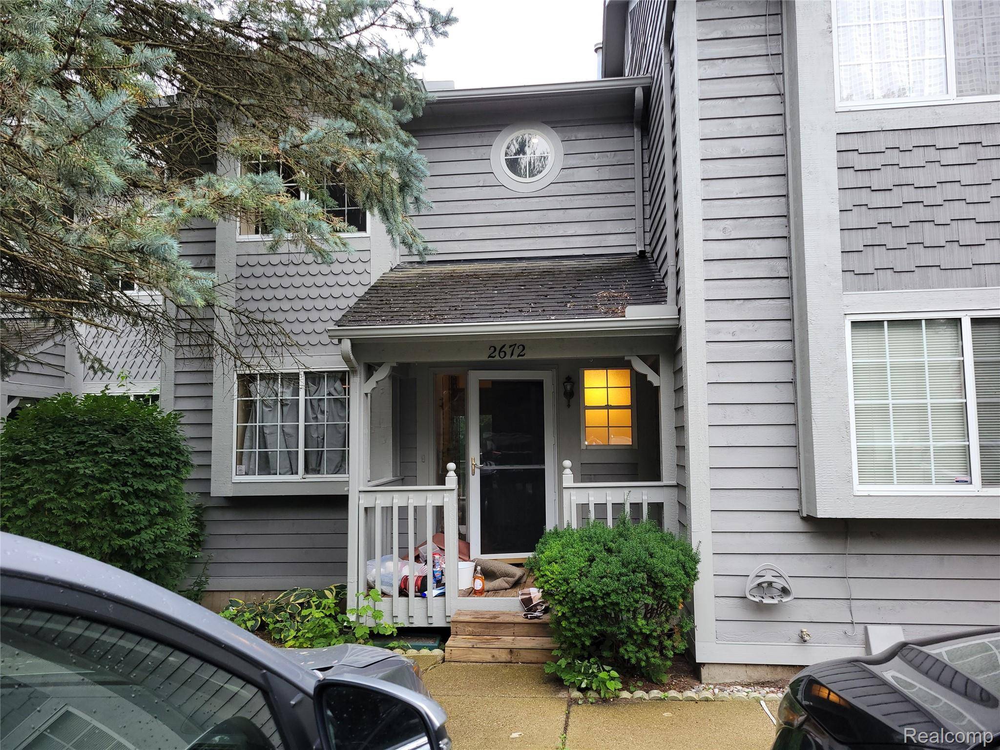 2672 Packard ST, Ann Arbor, MI 48104