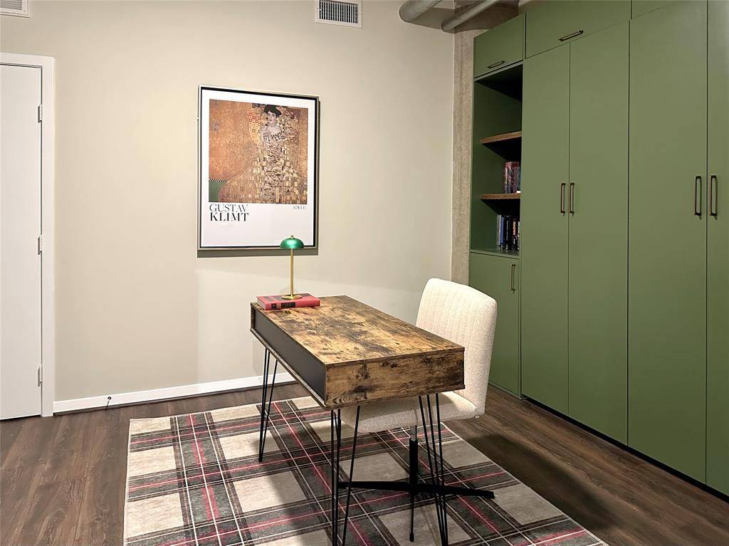 1001 Belleview Street #307, Dallas, TX 75215