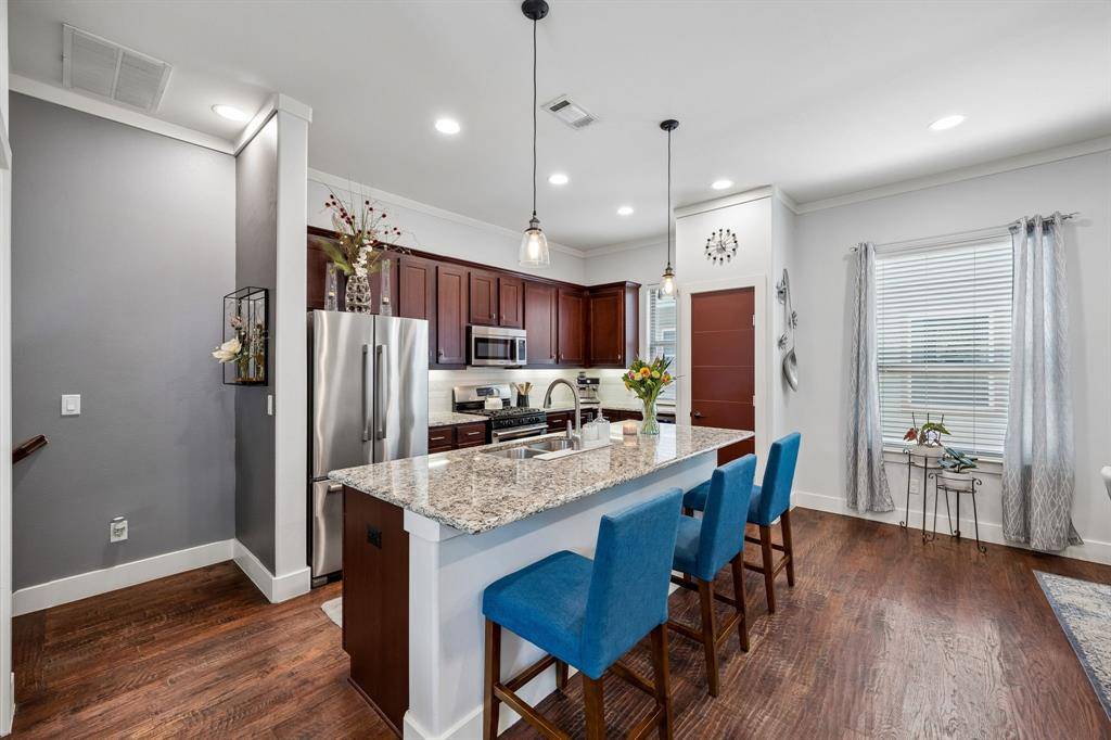 5875 Ross Avenue #9, Dallas, TX 75206