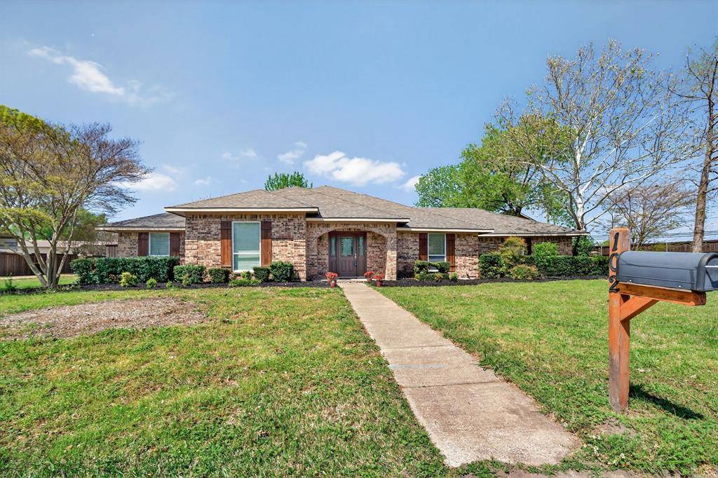 102 Royal Oaks Drive, Greenville, TX 75402