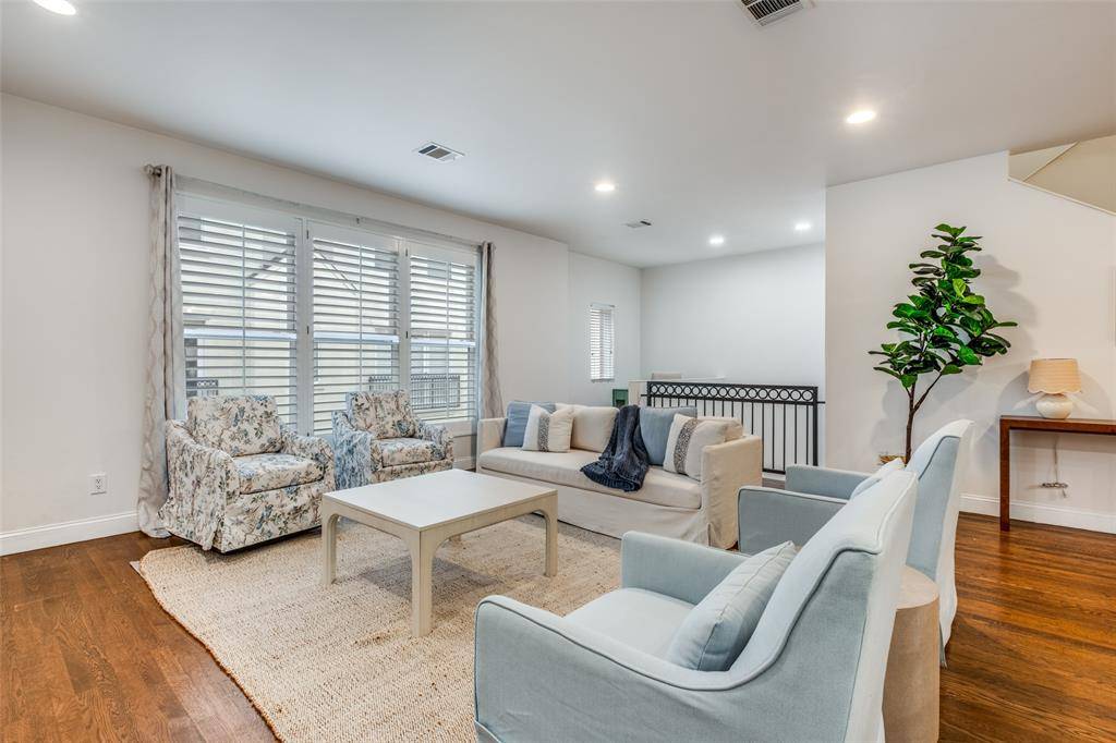 3250 Cambrick Street #16, Dallas, TX 75204