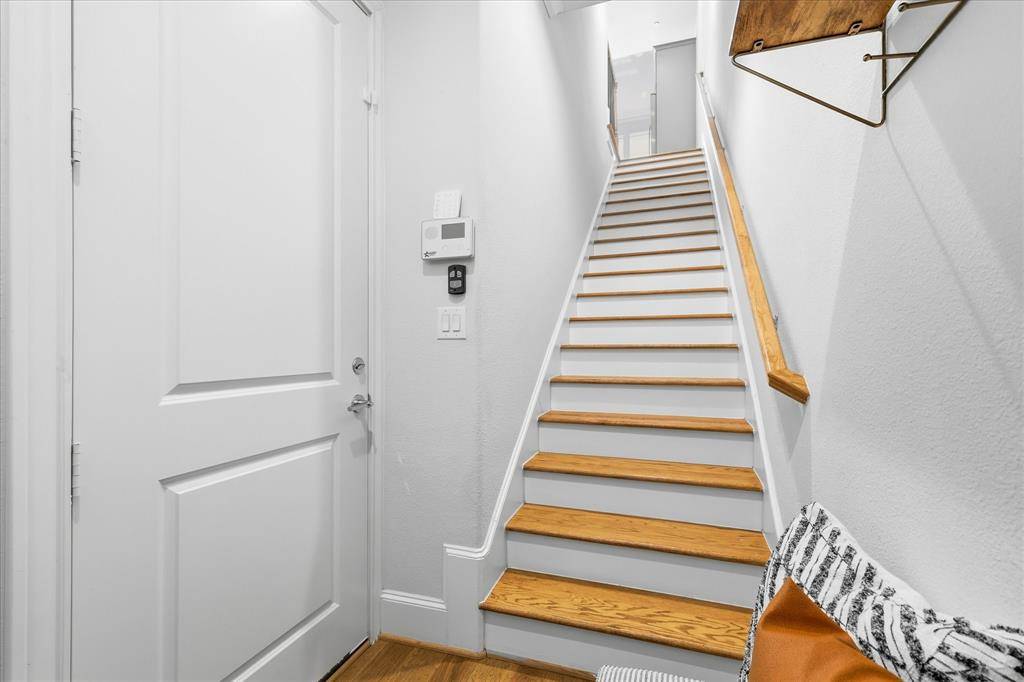 7333 Valley View Lane #702, Dallas, TX 75240