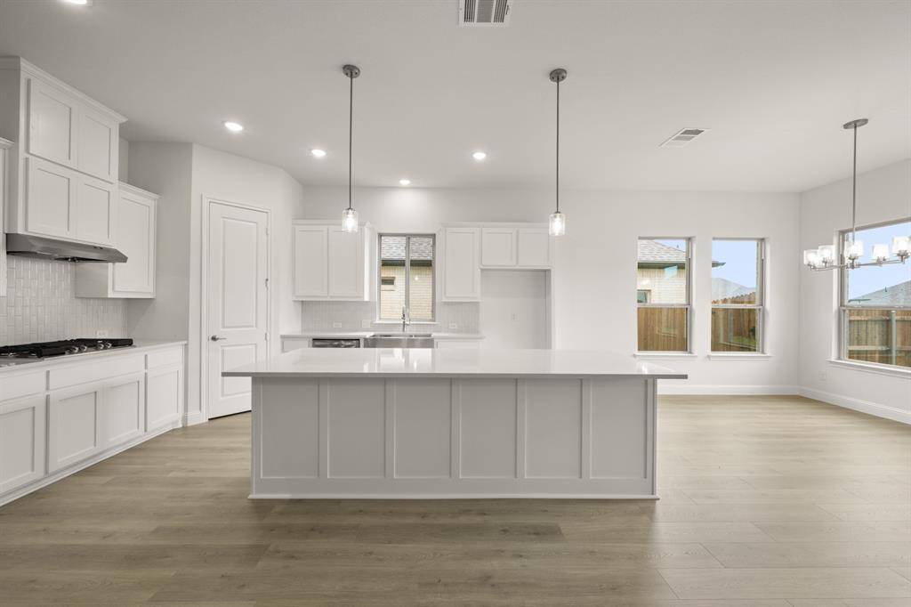 409 Daybreak Drive, Waxahachie, TX 75167