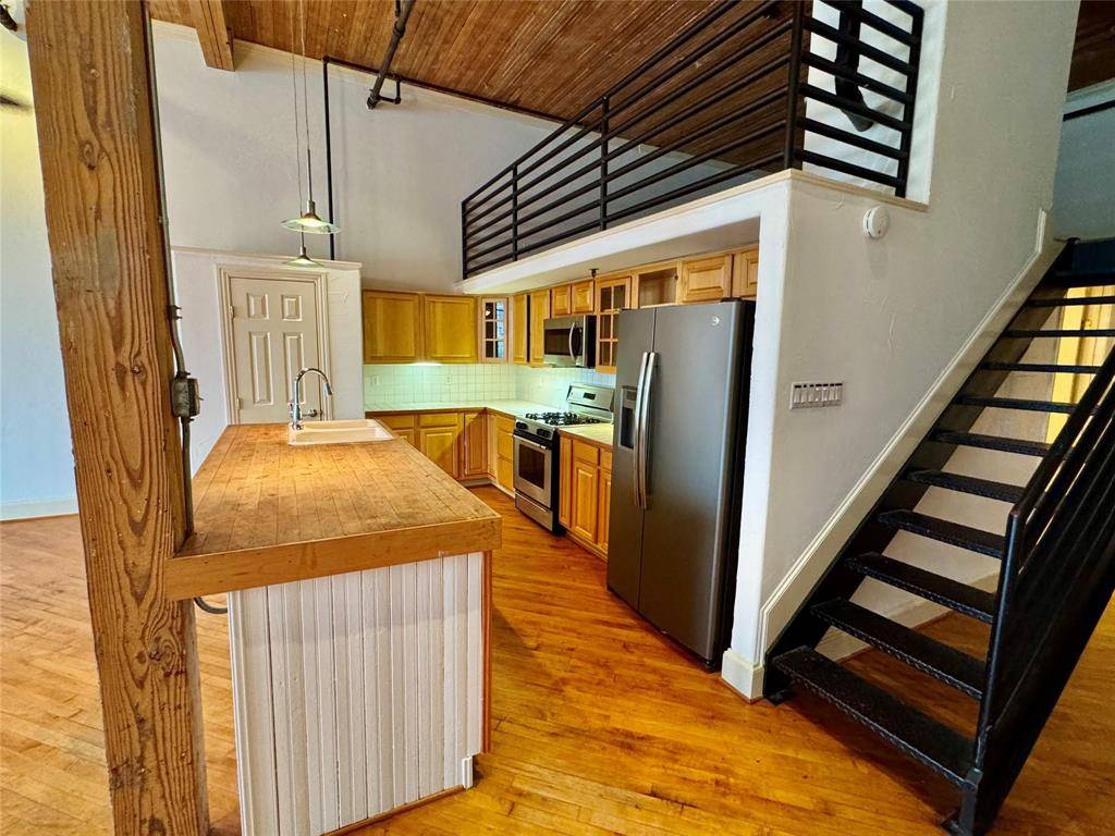 3026 Commerce Street #205, Dallas, TX 75226