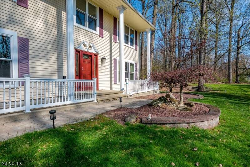 9 Stirrup Way, Franklin Twp., NJ 08540