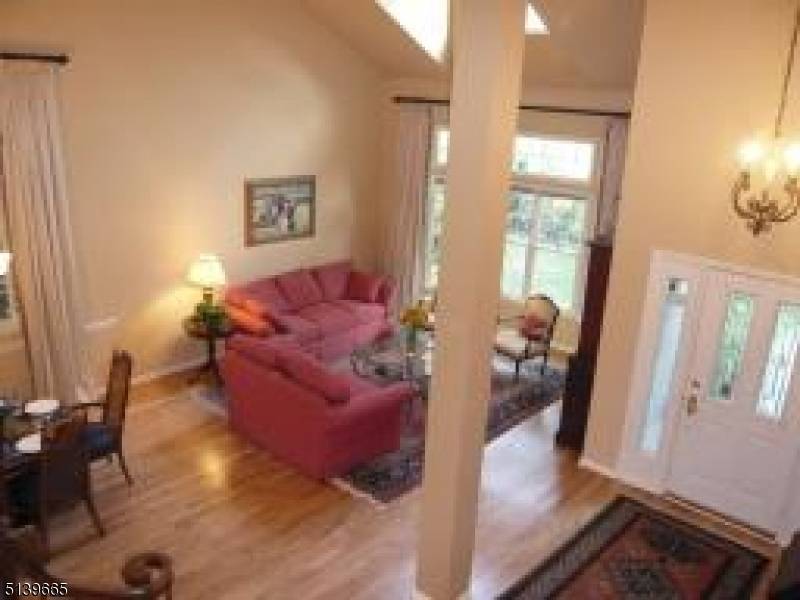 148 Smoke Rise Rd, Bedminster Twp., NJ 07921