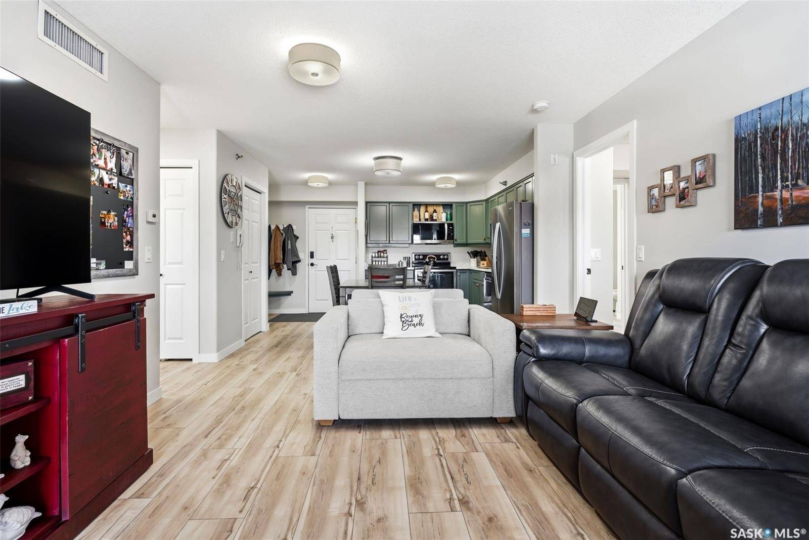 100 5th AVENUE #303, Regina Beach, SK S0G 4C0