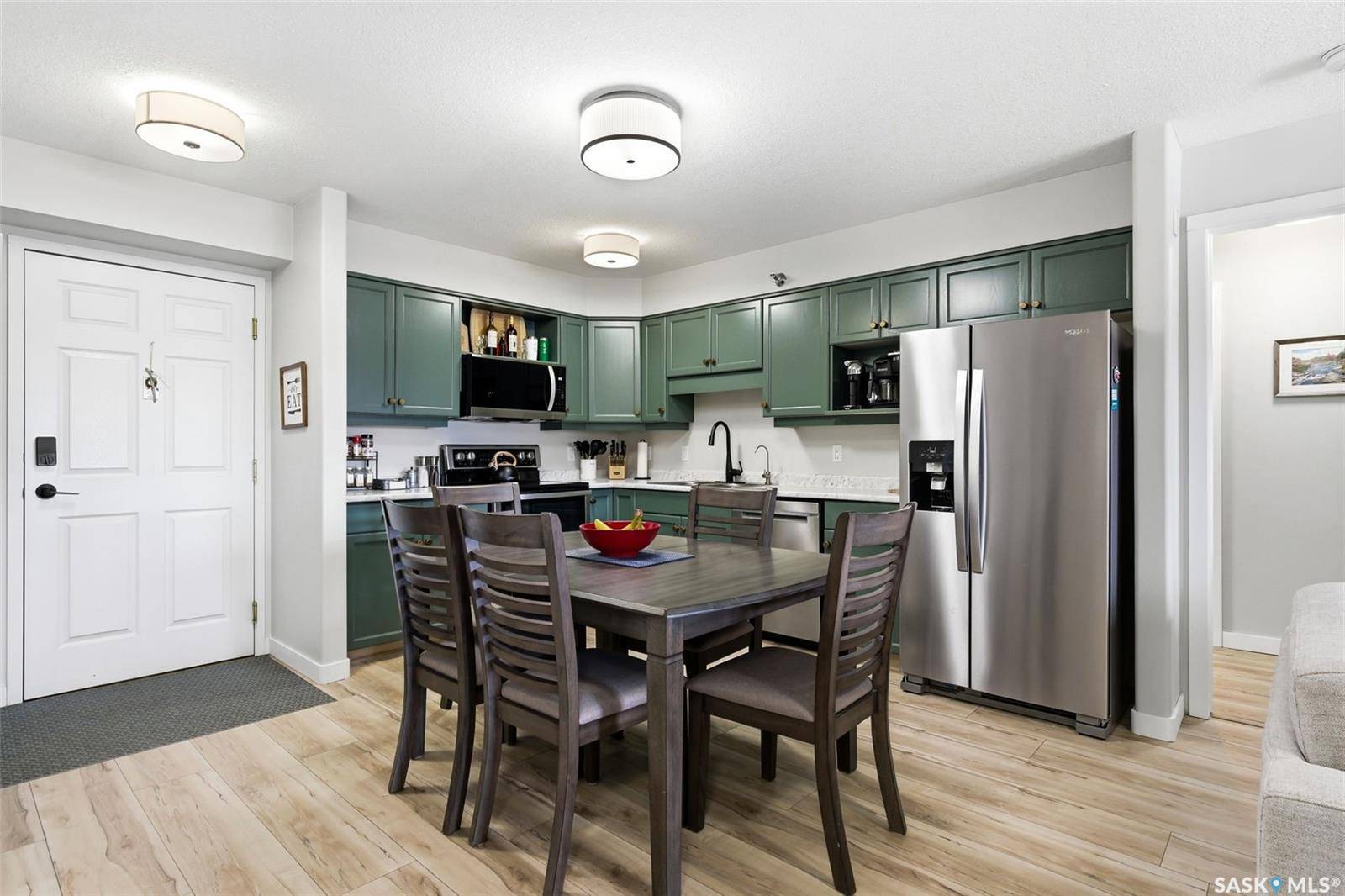 100 5th AVENUE #303, Regina Beach, SK S0G 4C0