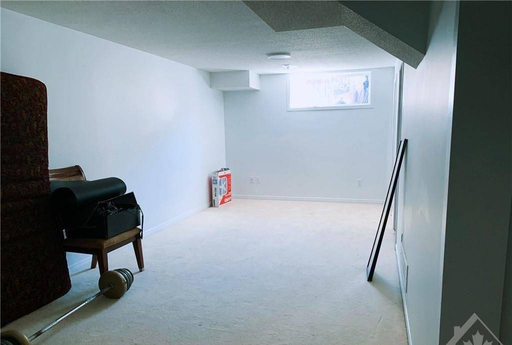 222 Freedom Private, Alta Vista And Area, ON K1G 6W2