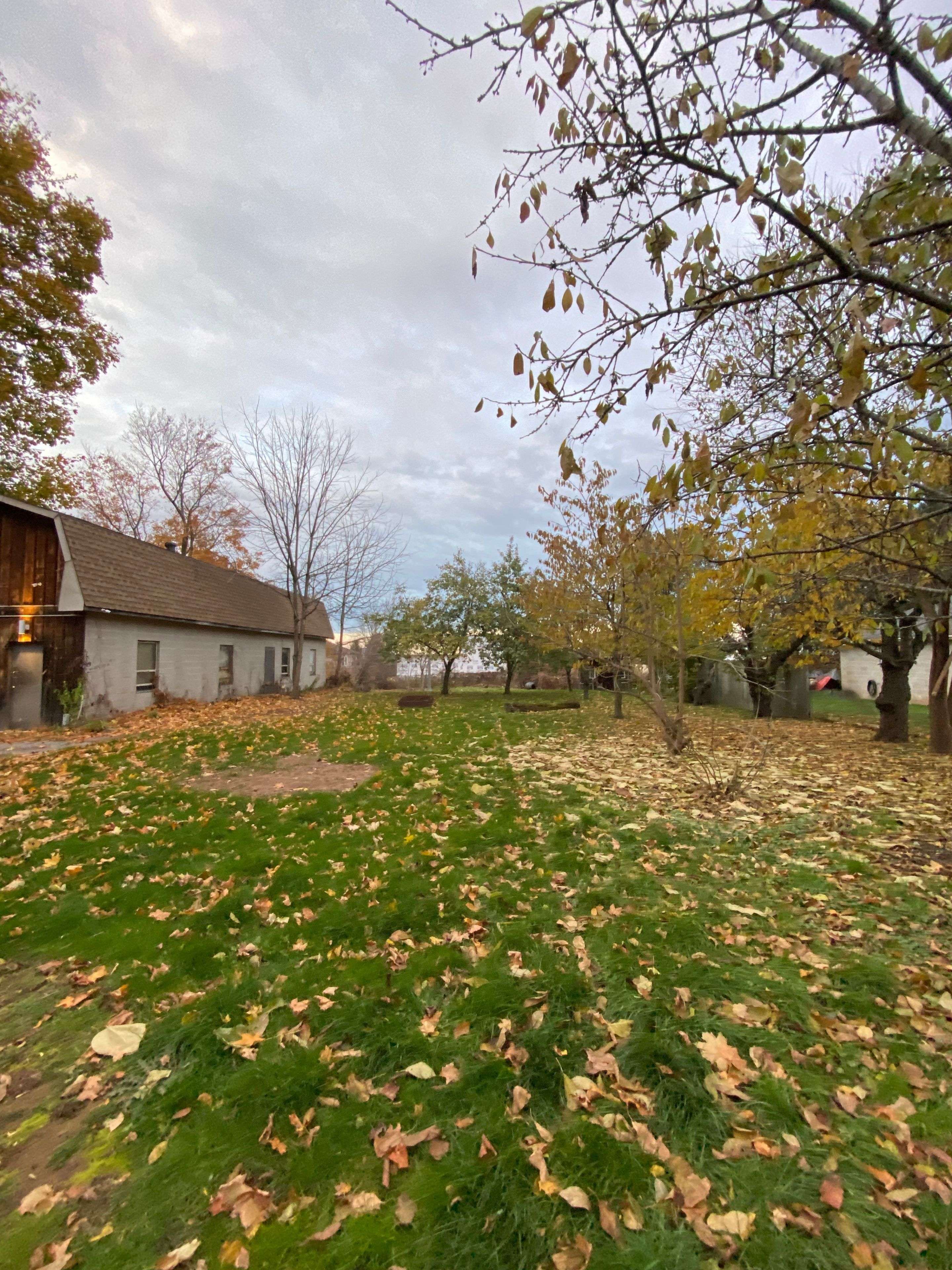 260 Main ST W, Grimsby, ON L3M 1S4