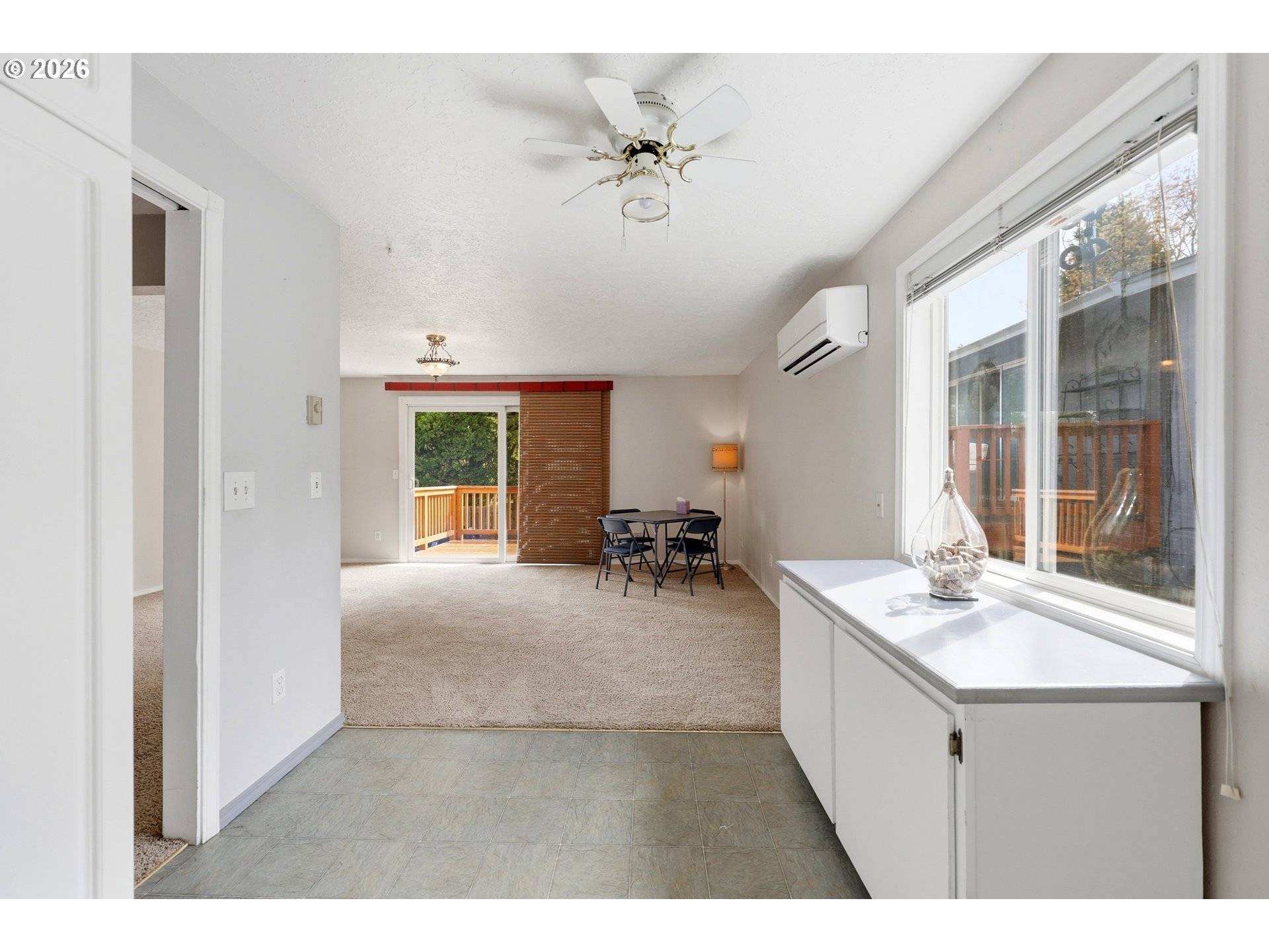 100 NE KANE DR, Gresham, OR 97030