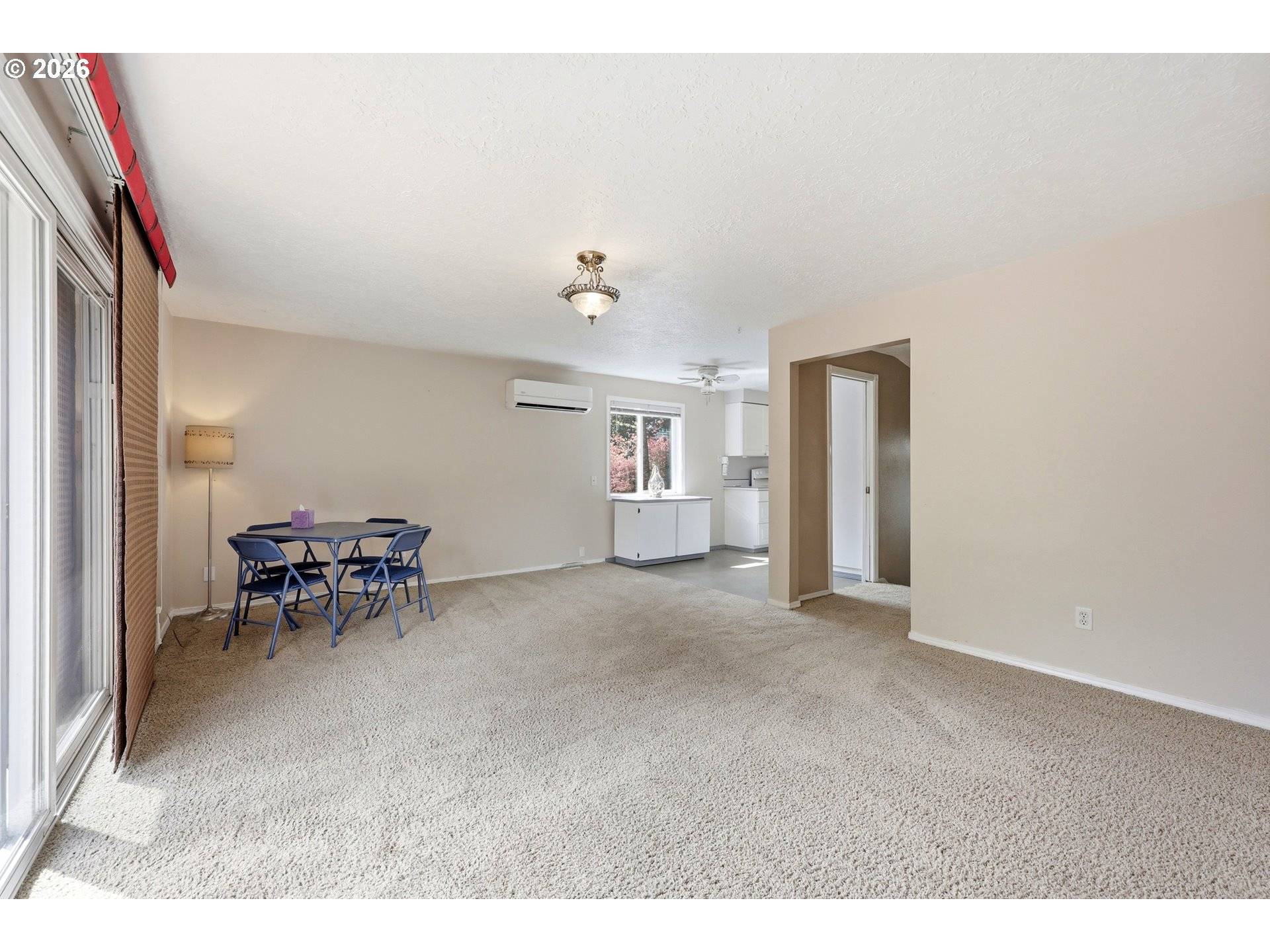 100 NE KANE DR, Gresham, OR 97030