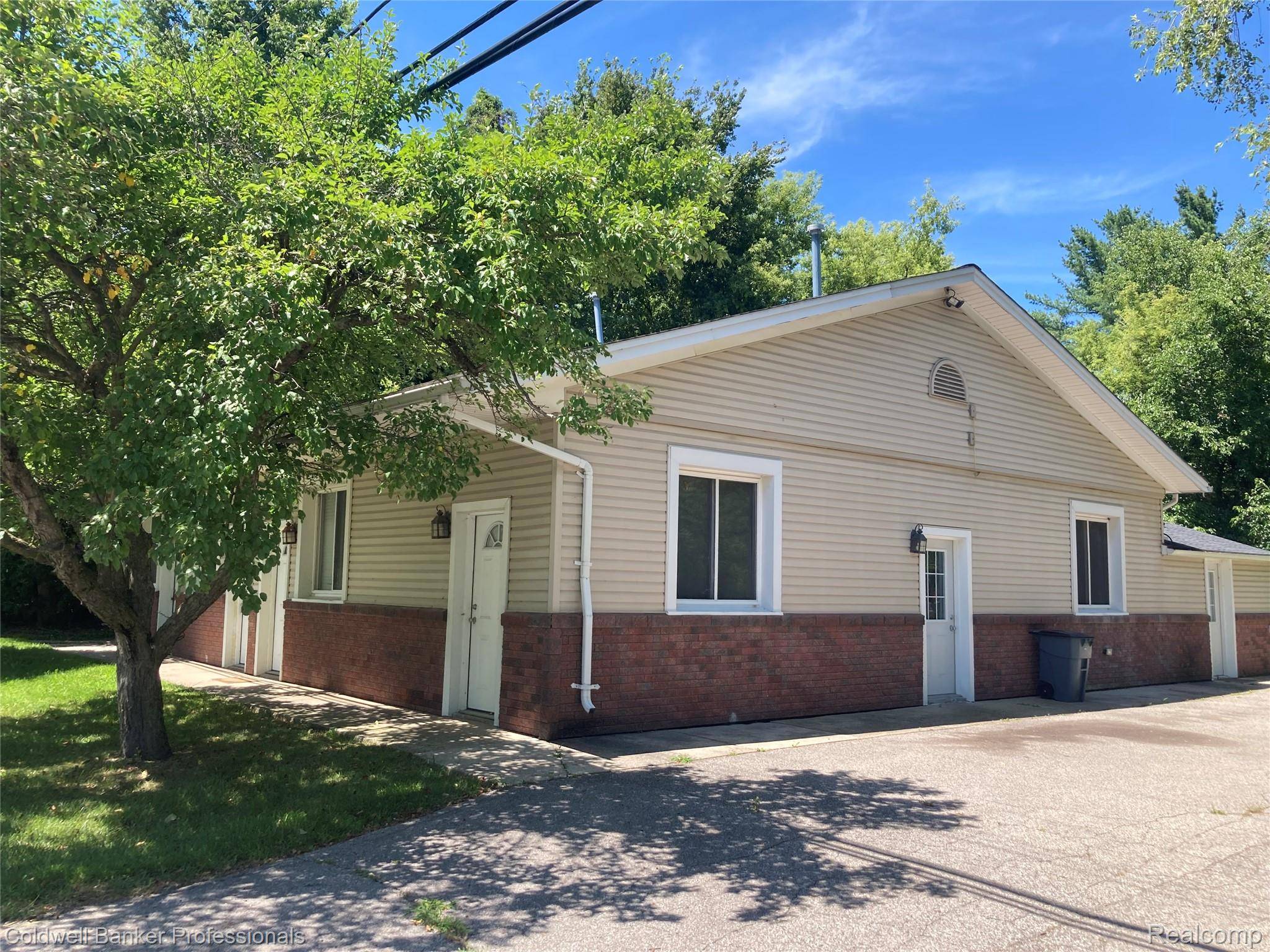 11231 29 Mile RD, Washington Township, MI 48094