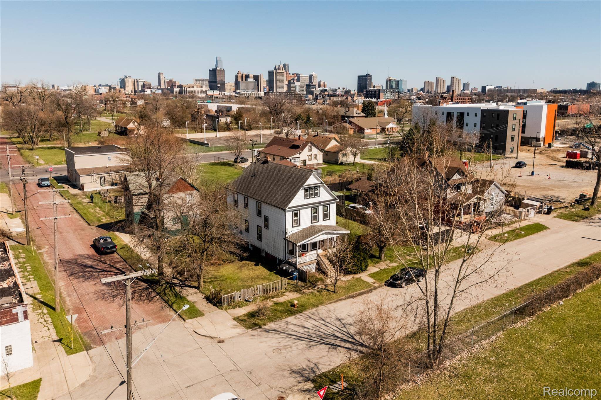 2698 15th ST, Detroit, MI 48216