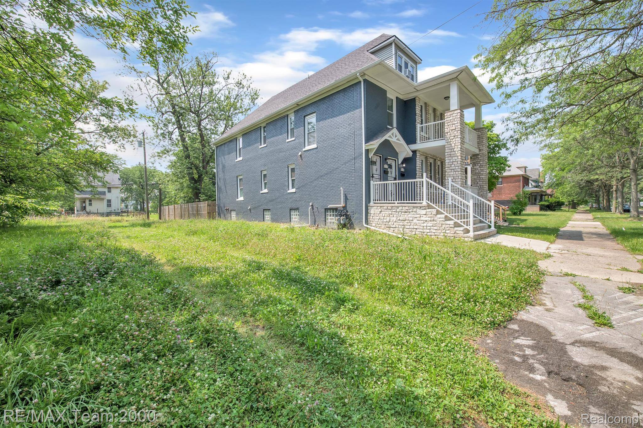 616 ENGLEWOOD ST, Detroit, MI 48202