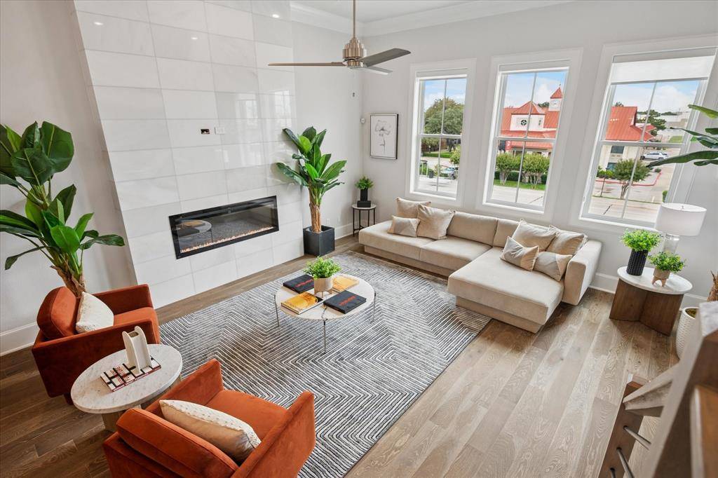 4122 Belt Line Road, Addison, TX 75001