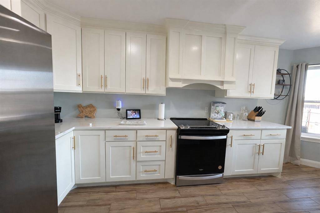 612 Arleta Lane, Ennis, TX 75119