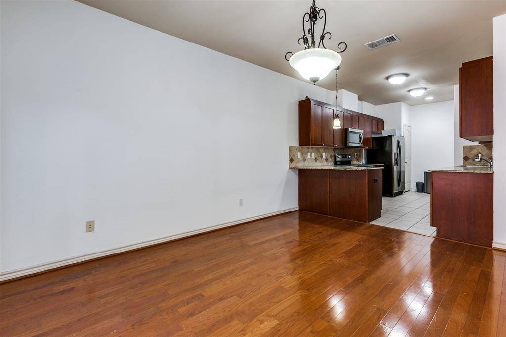 341 Metropolitan Drive, Plano, TX 75023