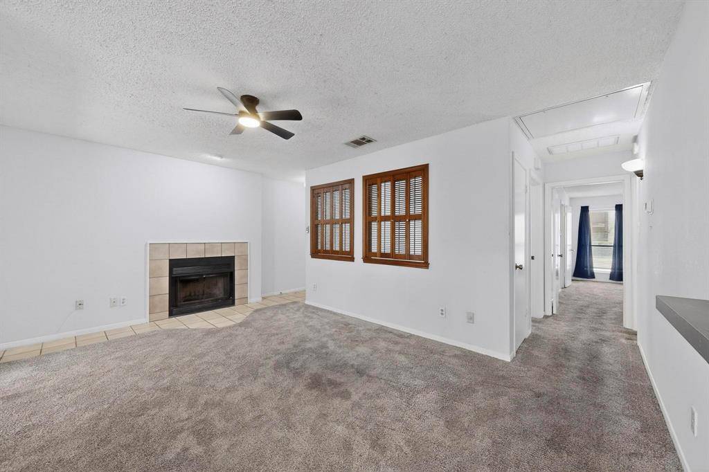 2106 Rainbow Drive #4212, Arlington, TX 76011