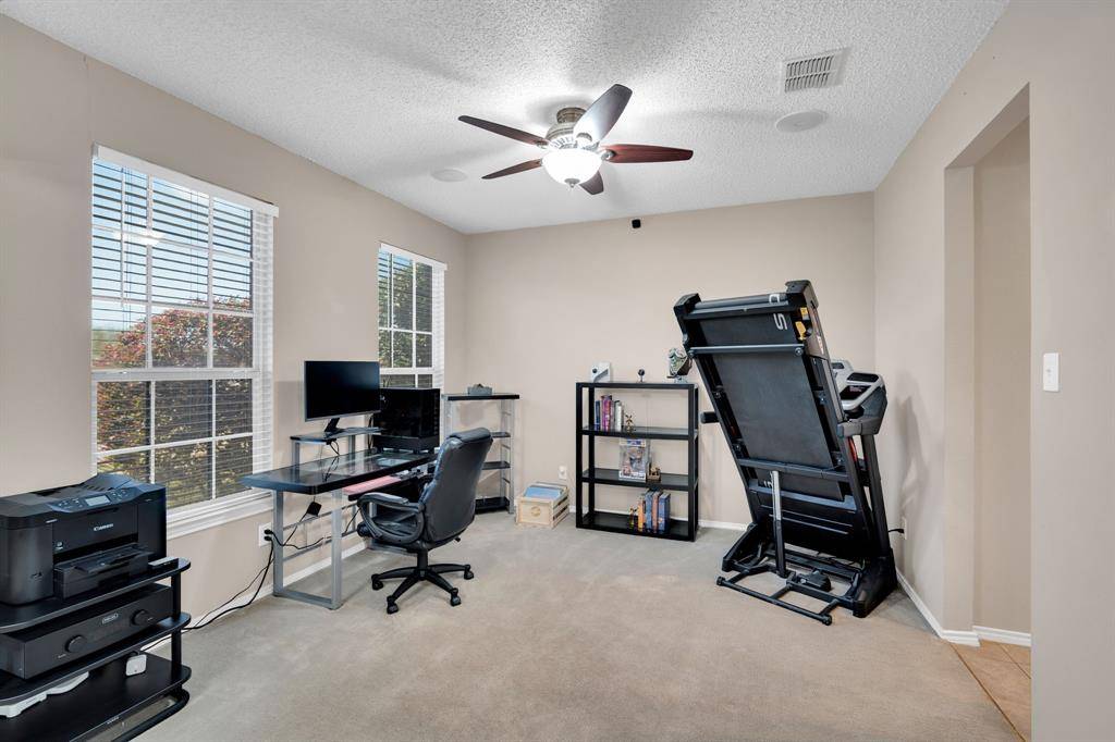 622 Hugh Walker Drive, Mesquite, TX 75149