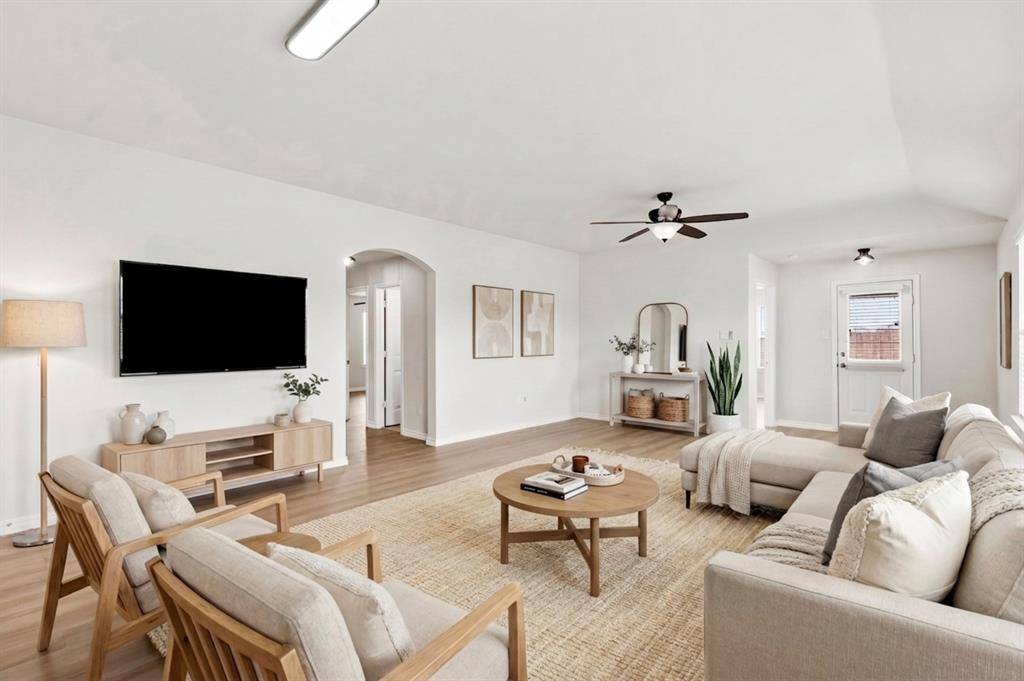 230 Park Avenue, Anna, TX 75409