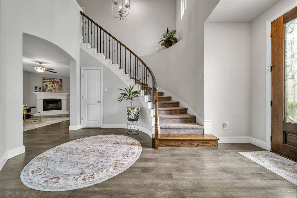 454 Hillstone Drive, Midlothian, TX 76065