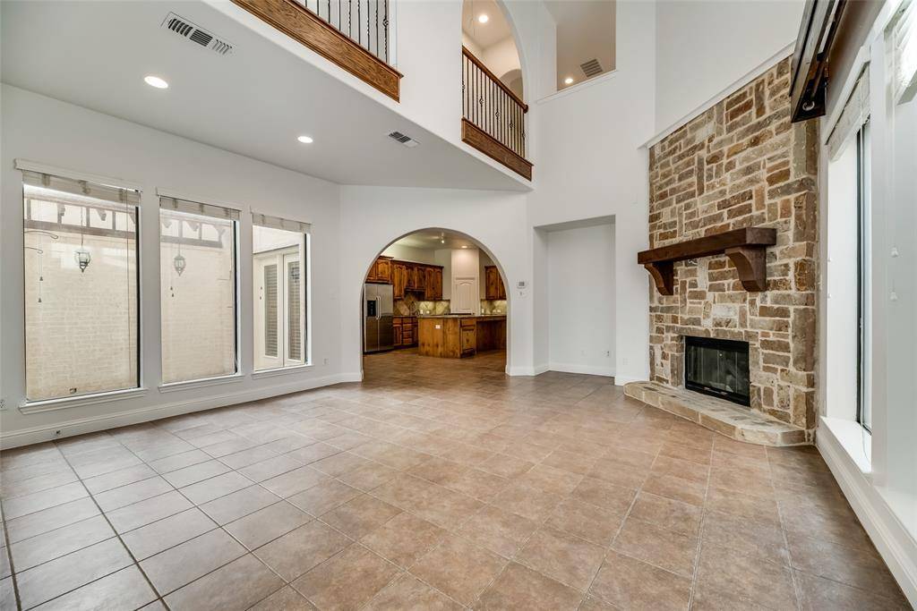 6755 San Fernando, Irving, TX 75039