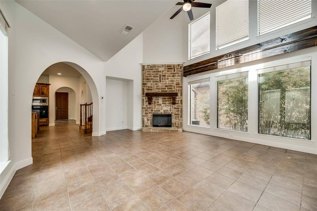 6755 San Fernando, Irving, TX 75039